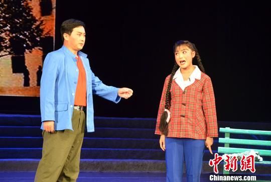 新疆五家渠近百万元引入20场大型文艺演出惠及民众