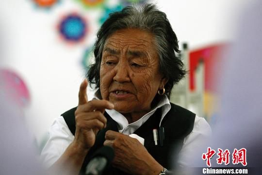 潘玉莲“爱心小课堂”的二十五年坚守