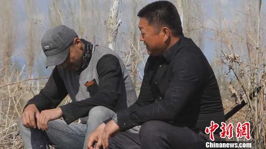 新疆兵团职工的“兄弟情”