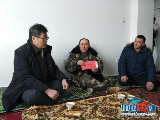 新疆兵团侨联边境一线看望慰问侨眷侨属