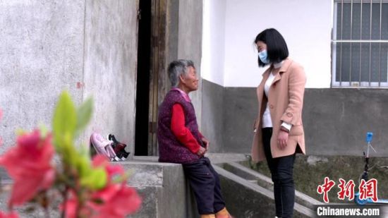 湖北保康：“小娃子”村支书直面“大考”贫困村喜换新颜