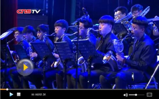 新疆举办爵士乐展演周 融入民族音乐元素