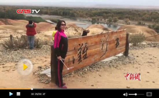 新疆数十位著名摄影大师赴“新疆第一滩”采风
