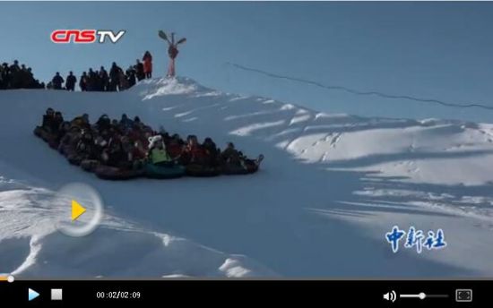 “冰雪旅游+体验”助推新疆冬季旅游迎高峰