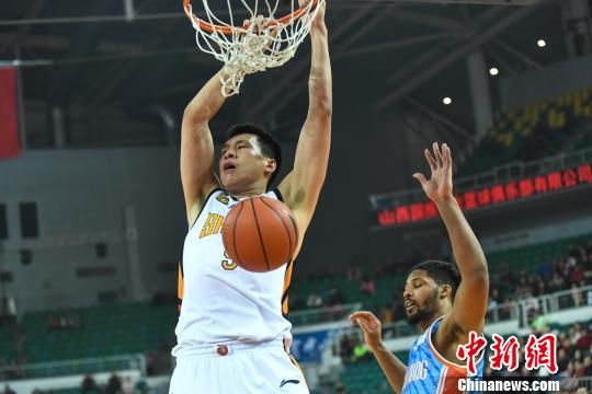 CBA联赛39轮:山西男篮115:120不敌新疆男篮