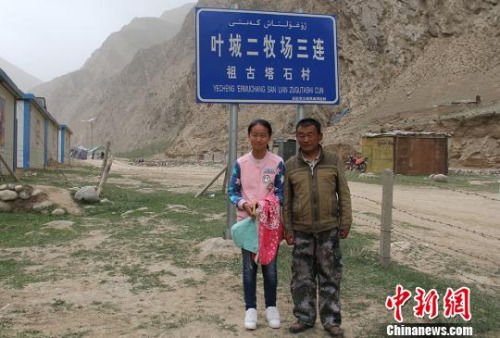 新疆兵团职工“两代人”的坚守(图)