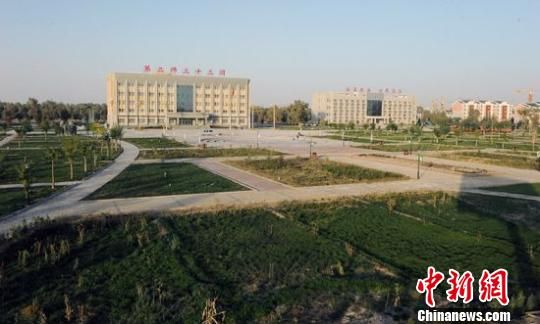 新疆兵团城镇建设提升民众生活品质(图)