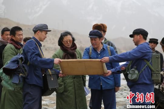 电影《五十八座·半》首映:观众盛赞“绝对的英雄”