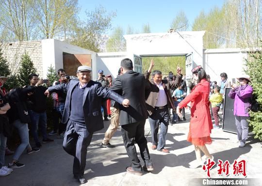 亲历新疆帕米尔高原上的塔吉克族婚礼:一场婚礼办三天