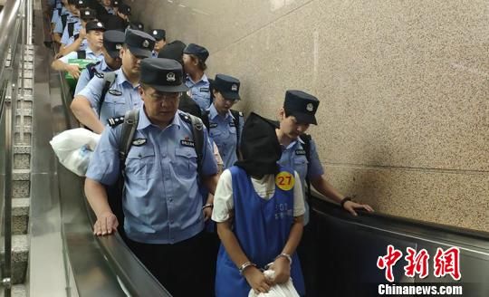新疆兵团公安破获特大电信网络诈骗案 抓获53名犯罪嫌疑人