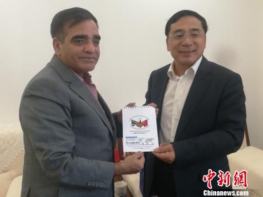 巴基斯坦《每日邮报》社社长参访中国新闻社新疆分社