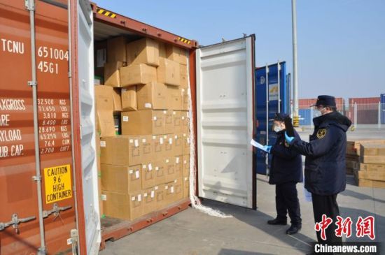 中欧班列“长安号”首次搭载异地跨境电商货物出境